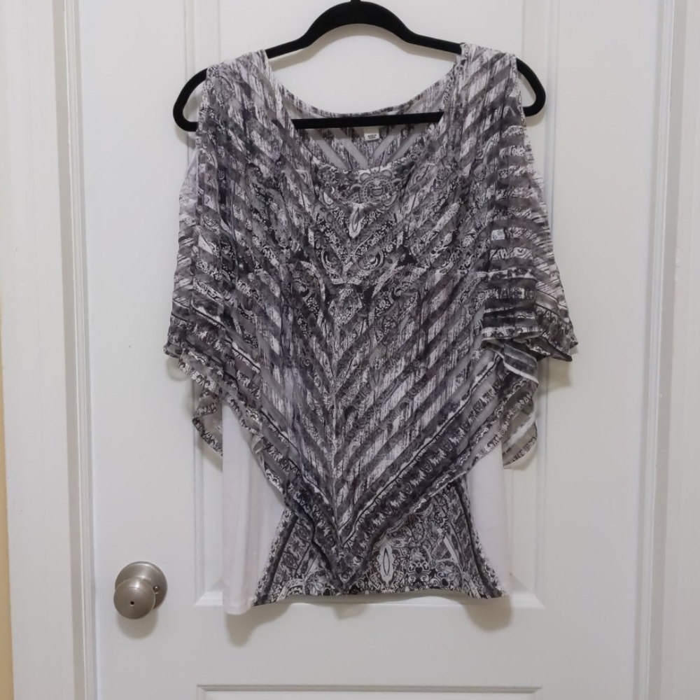 Tank top w/ shoulder cut-out cover